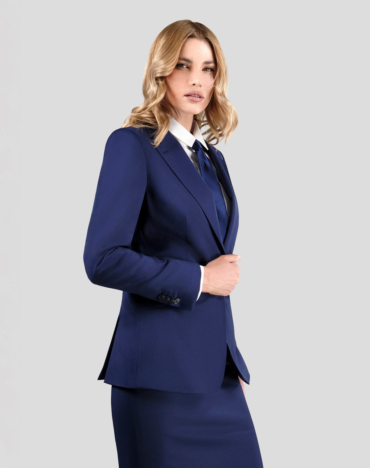 Midnight Authority – Skirt Suit Privée