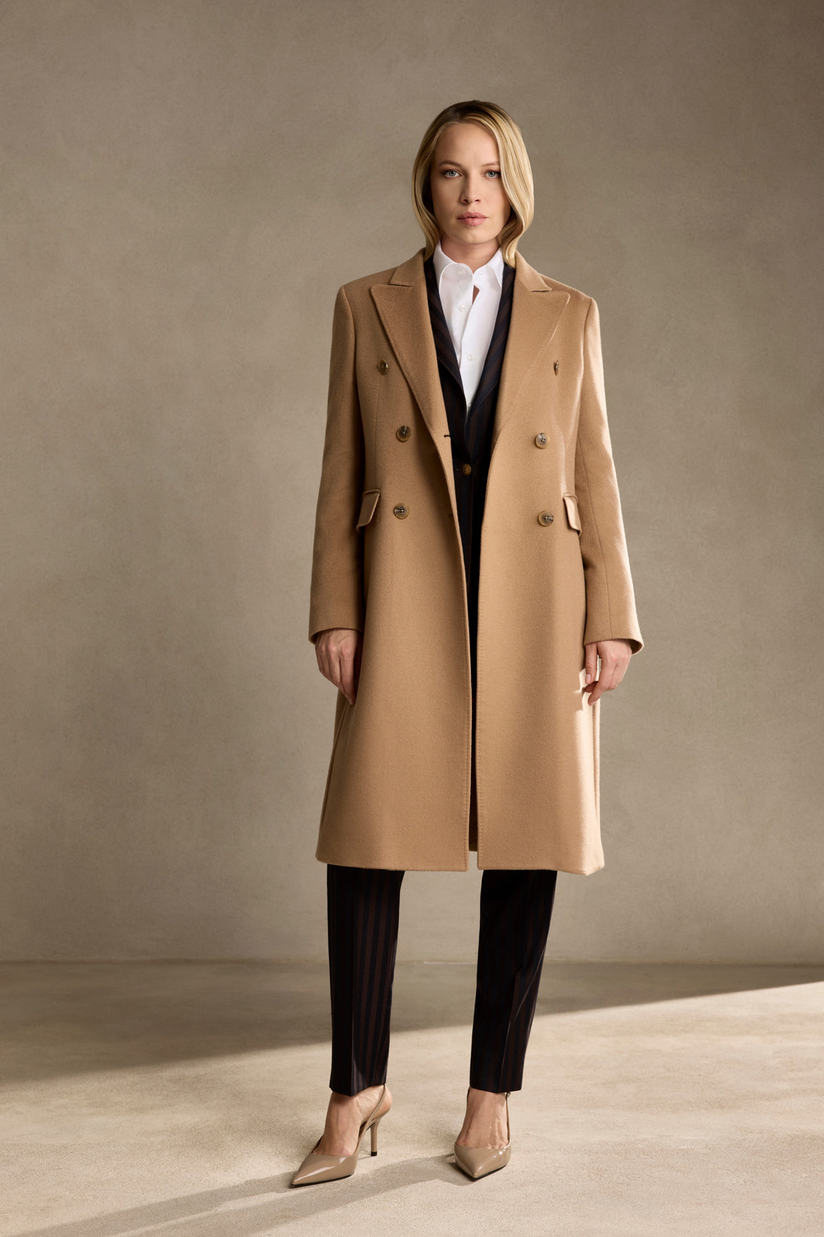 THE AUDREY COAT