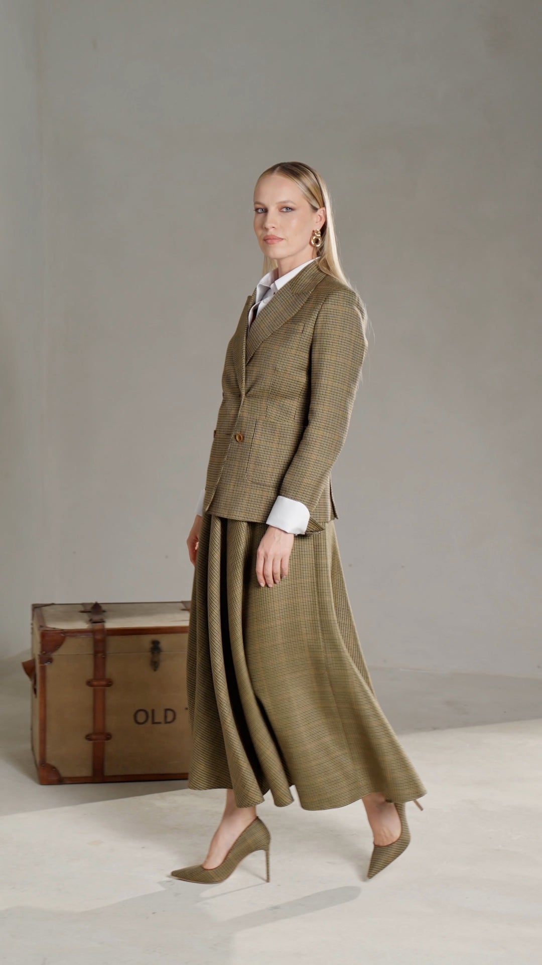 THE SOPHIE SUIT Skirt — Consiglieri DONNA